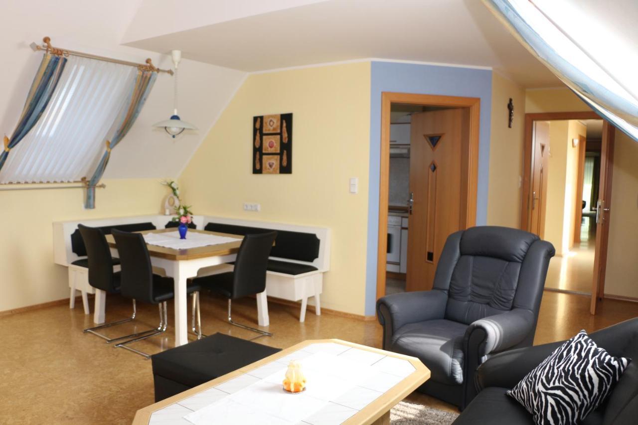 Ferienwohnung Moni Geiseldorf Buitenkant foto