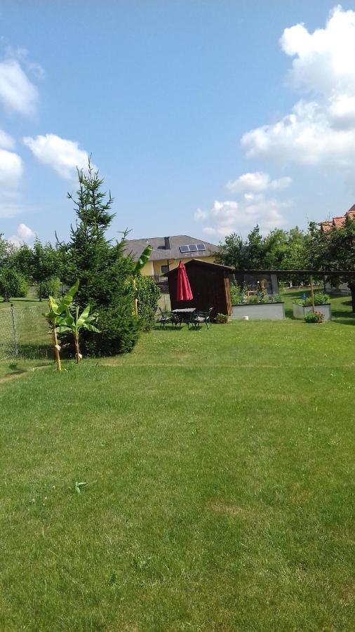 Ferienwohnung Moni Geiseldorf Buitenkant foto